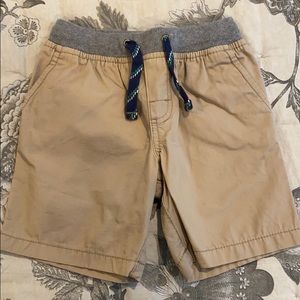 NWOT TODDLER BOYS SHORTS SIZE 3T